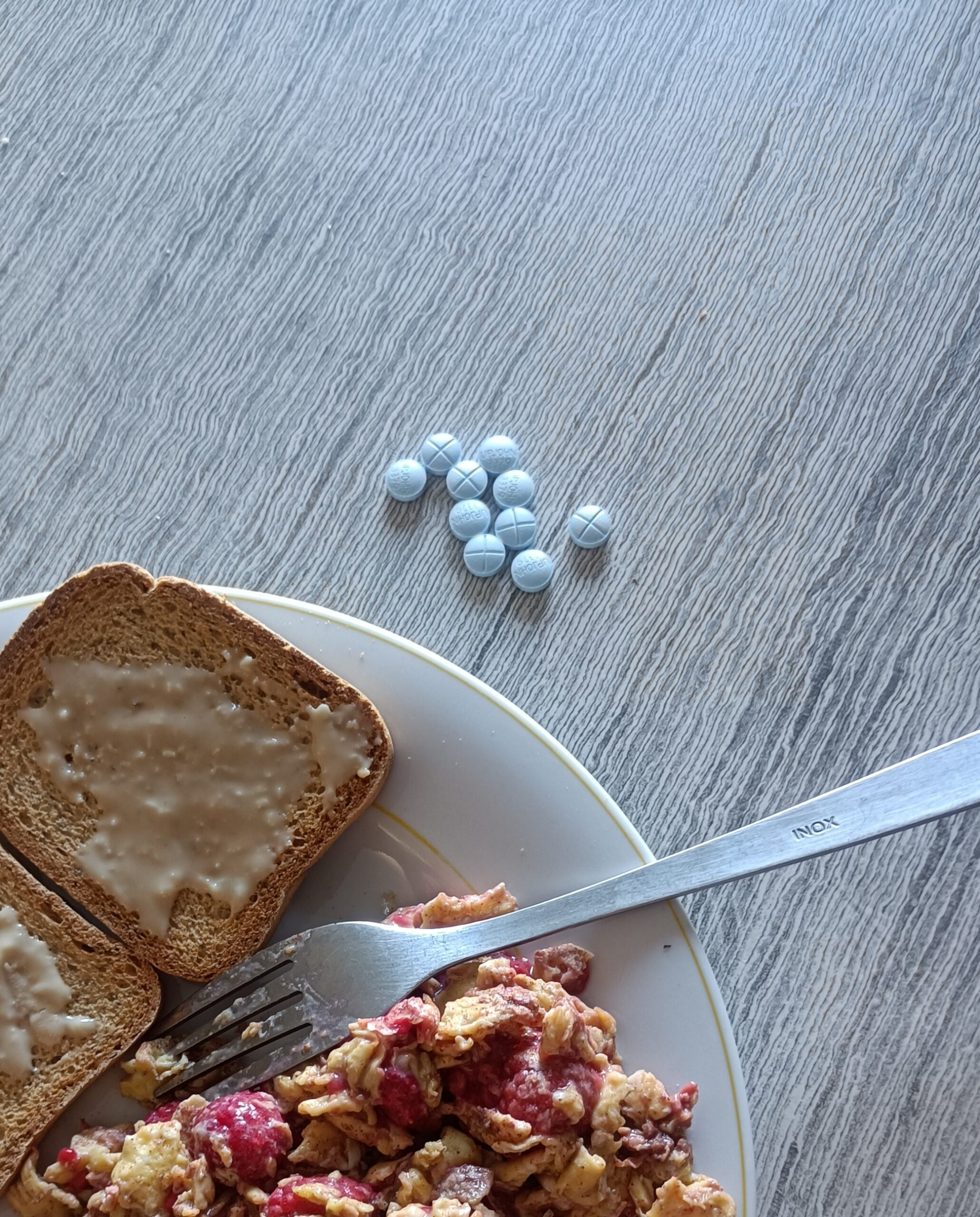 bolus de corticoïdes par voie orale pour traiter une poussée de sep